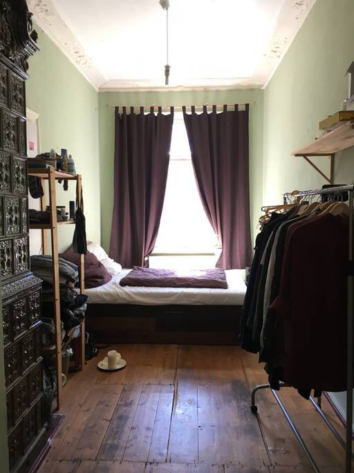 Das Zimmer 1