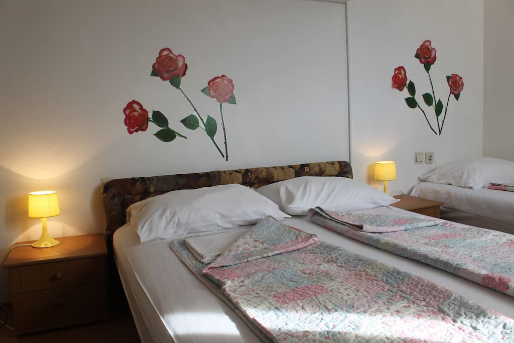 Triple bedroom with window