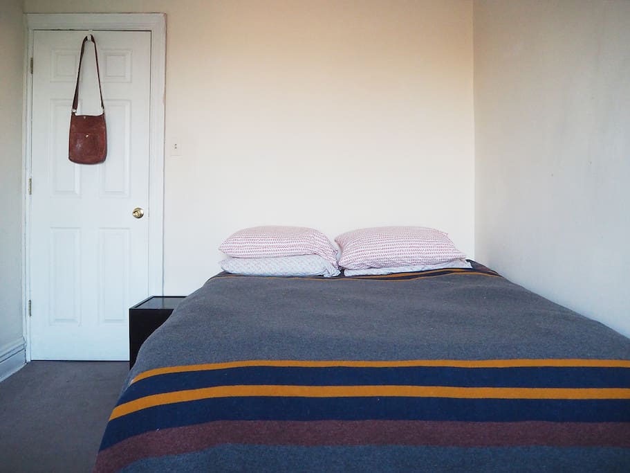 Guest bedroom