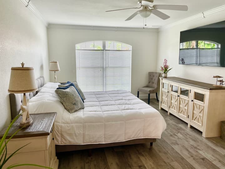 Another view of Master BR