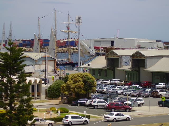 Fremantle Aparts.2 bed 2 bath with sea views No 8