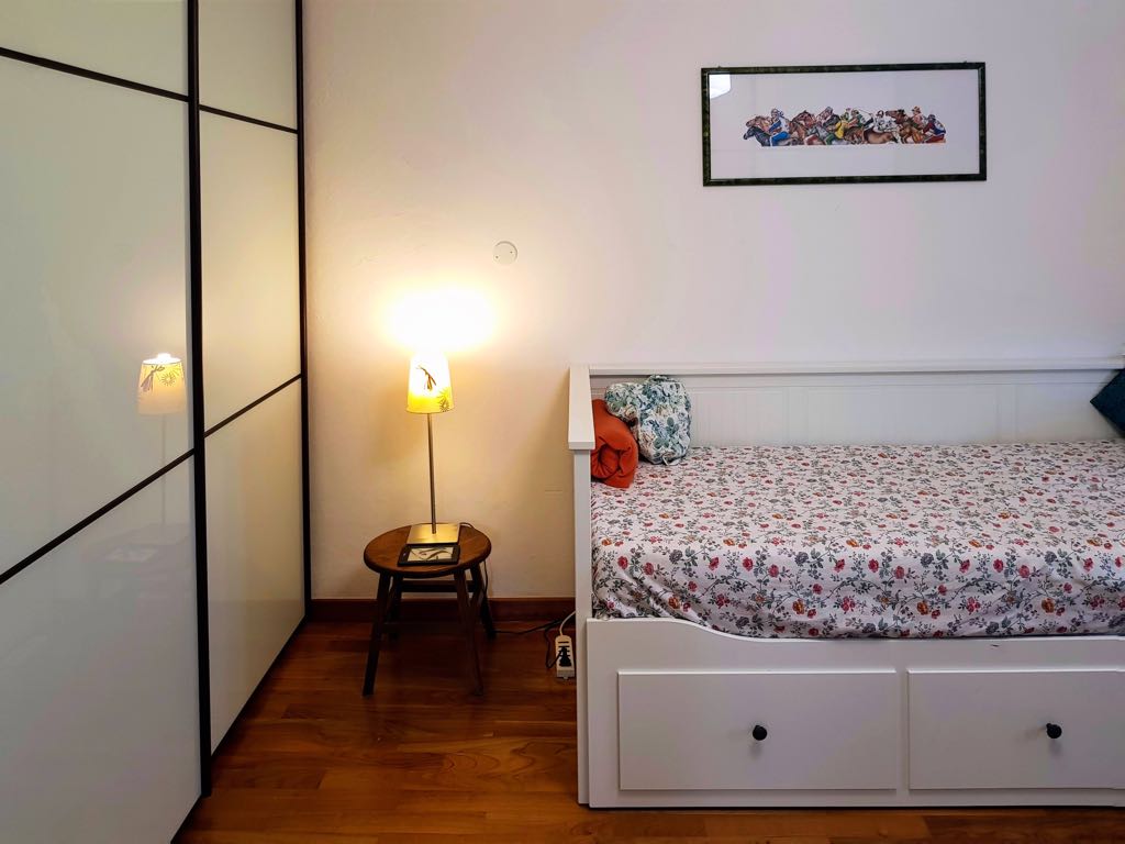 Bedroom with double bed