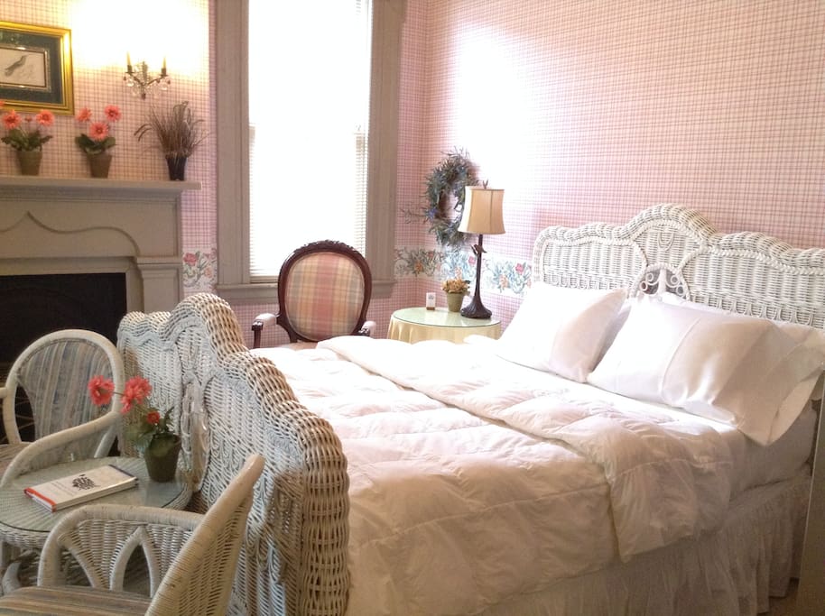 Private Garden Room
