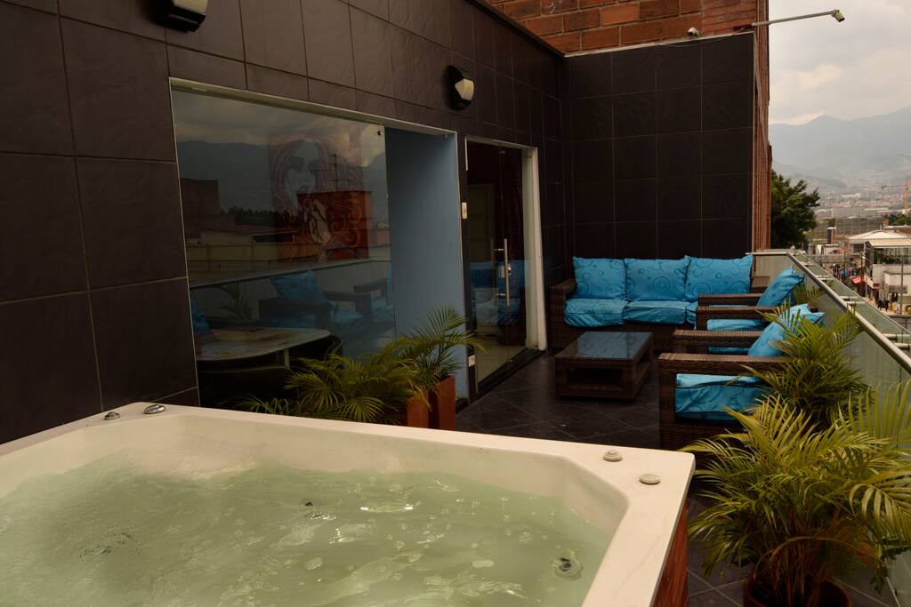 8 Person Jacuzzi on the top Floor