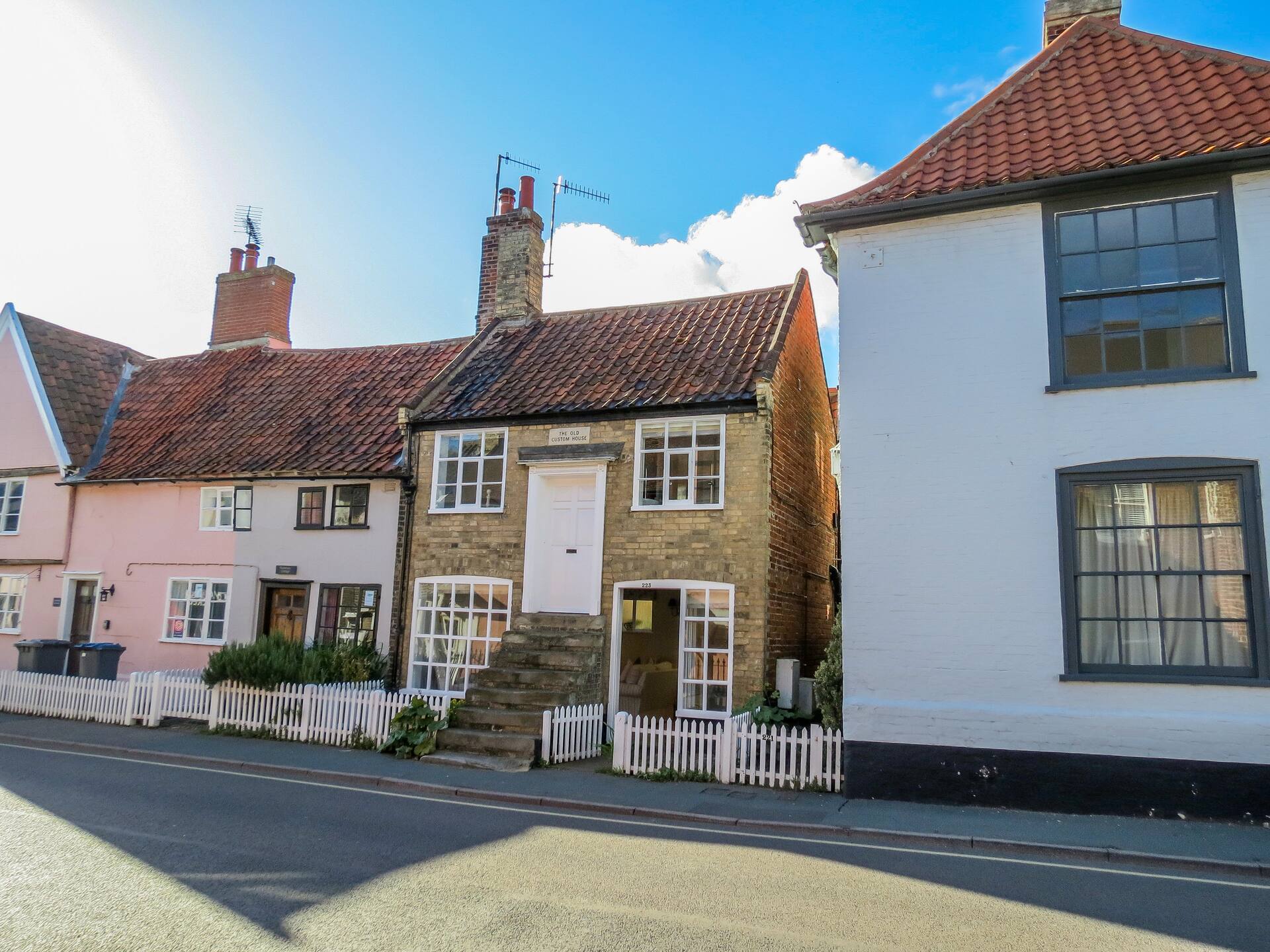 The Old Customs House - cottage in Aldeburgh