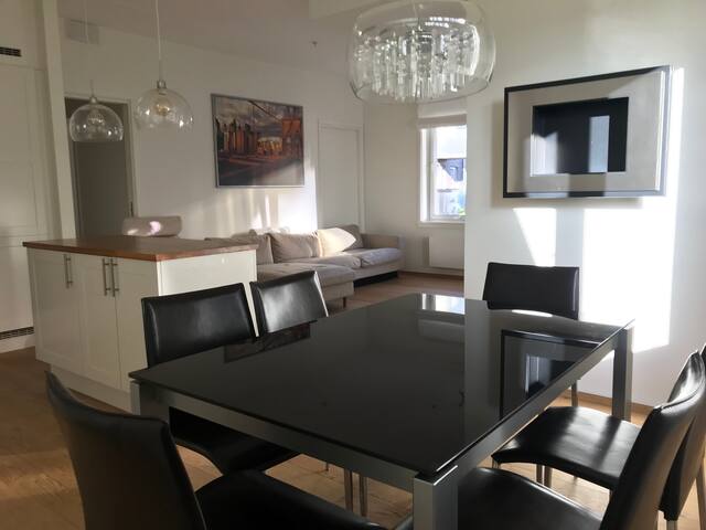 Paradiseapartment 3bedrooms , 2WC, 1 shower,2 balc