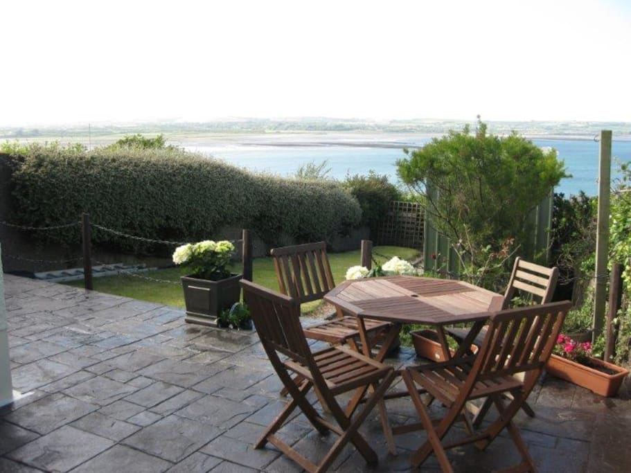 Terrace overlooking the Bay