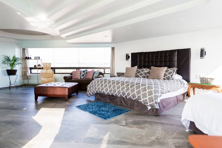 “Artful Comfort in the Heart of Lomas W Balcony” gallery image 2