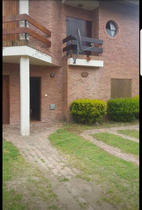 entrada y cochera