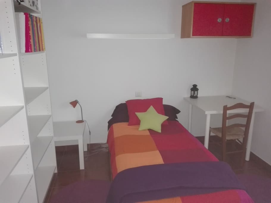 Espacio para posibilidad de trabajar con portatil