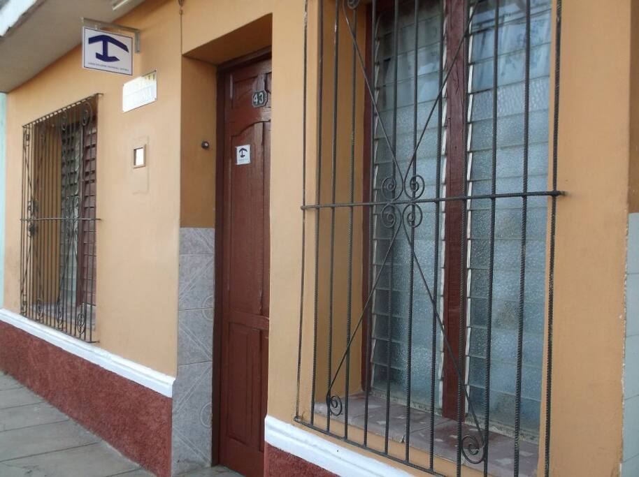 Armonía se ubica en la calle Fidel Claro (Angarilla) 43.