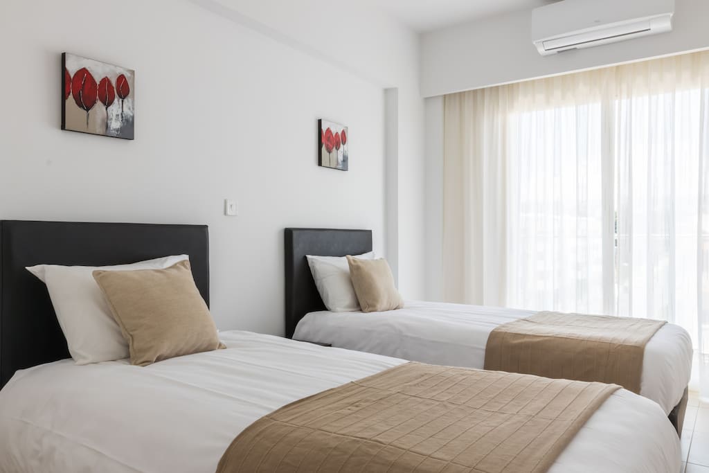 Twin Bedroom