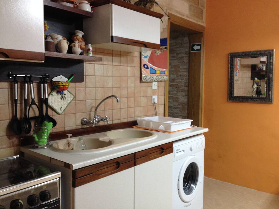 Kitchen & Dinning