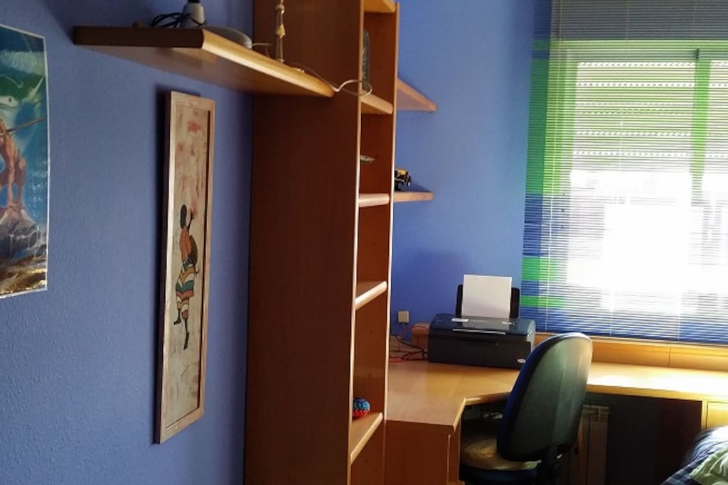 hay dos habitaciones pero solo se alquila una (la que más os guste)