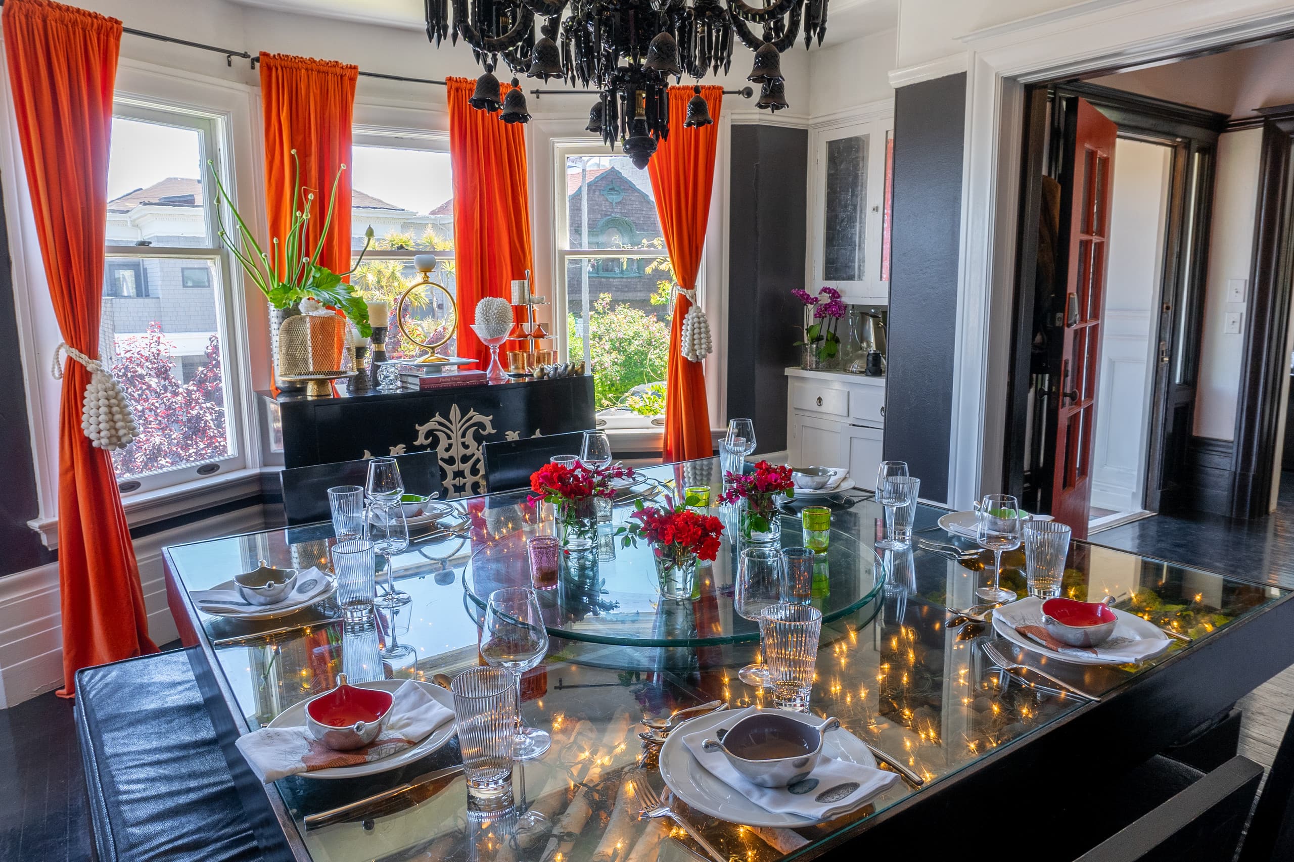 Villa in San Francisco · ★4.93 · 4 bedrooms · 5 beds · 3.5 baths - Image 10