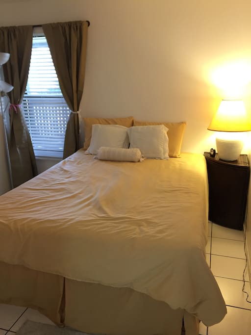 Queen Bed