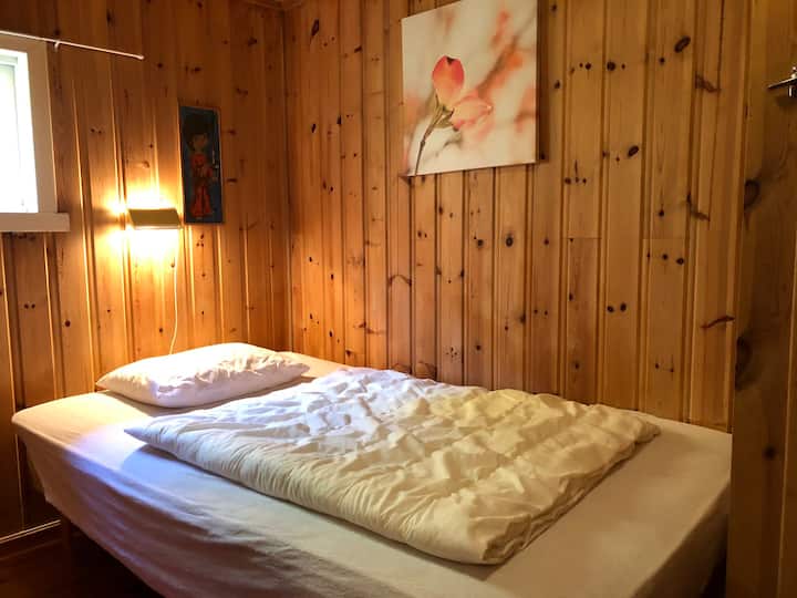 Soverom 2 - 120 cm seng - soverommene er små