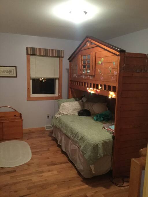Double bed with bunk