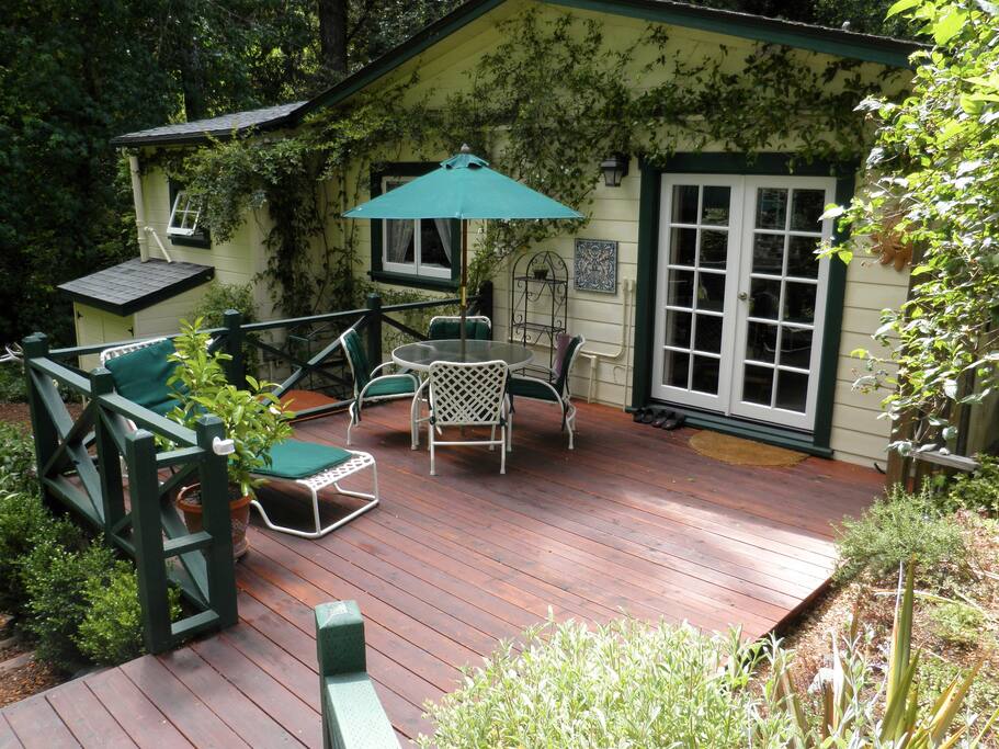 Enjoy the large deck overlooking the natural setting and steam.