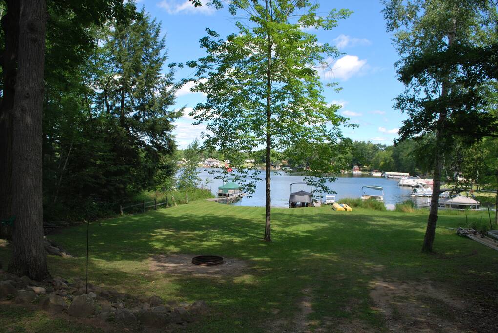 TriLakes Waterfront House w/ Dock Houses for Rent in Mecosta