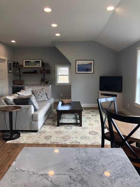 Successful Airbnb property: Chase Creek Chalet in Hartwick Seminary