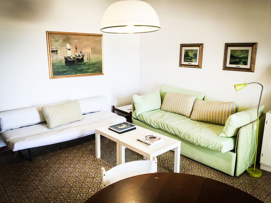 salone (living room)