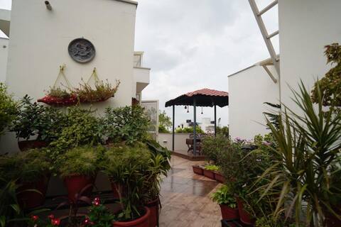 Terrace Room wt Gazebo @ Green Park Hauz Khaz Vill