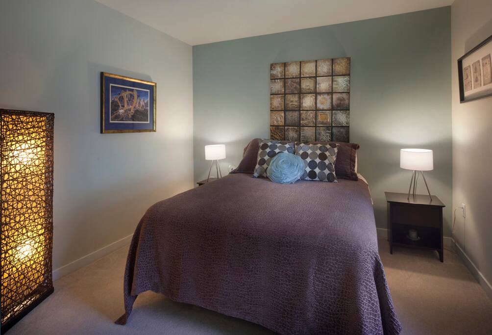 Steel Blue BR Queen Bed