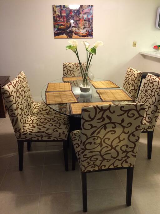dinning table