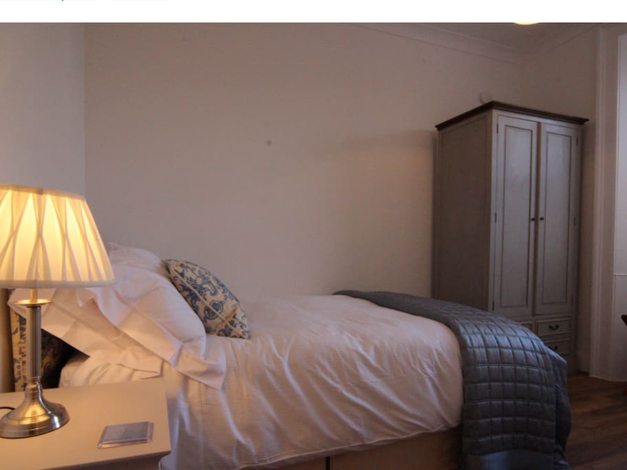Double bedroom with en-suite bath room.