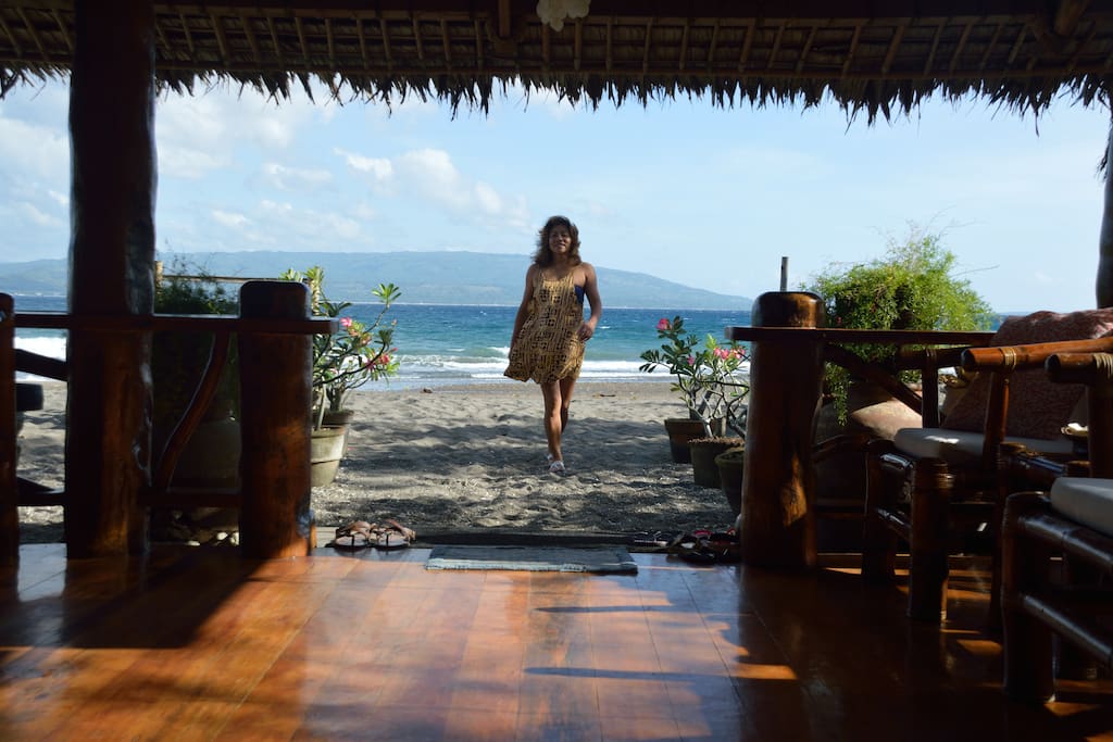 The porch right on the sandy beach
