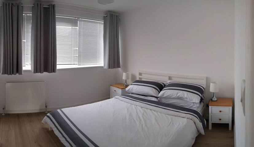 Spacious Ensuite double room South Croydon