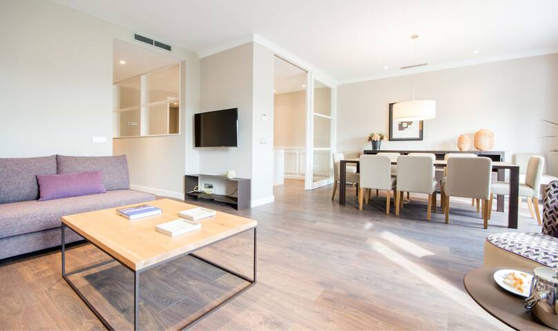 Luxury Paseo de Gracia Casa Batllo BarcelonaCenter gallery image 4