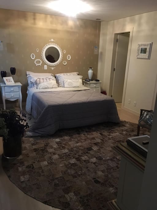 Suíte - Bedroom - Dormitorio