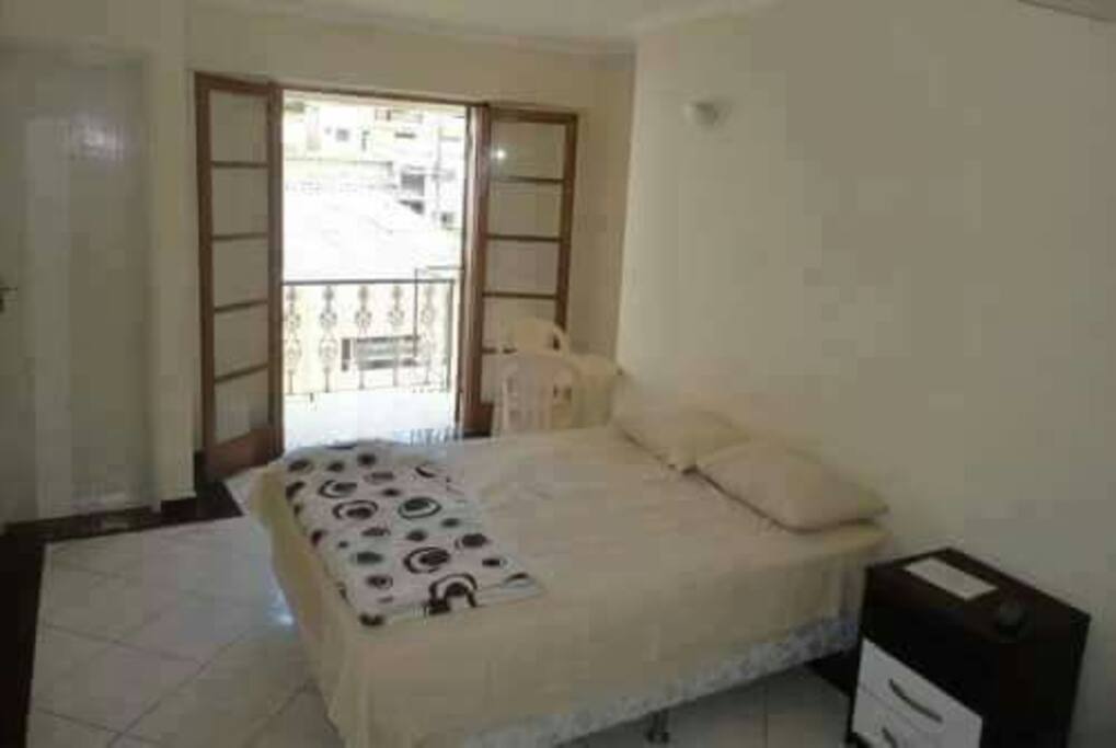 Suítes com TV e frigobar