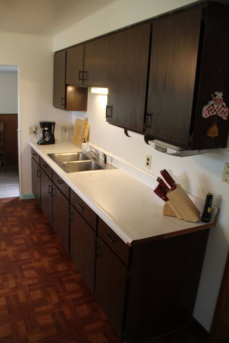 Kitchen counter