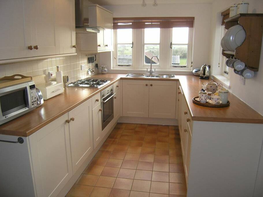 Fully equipped kitchen