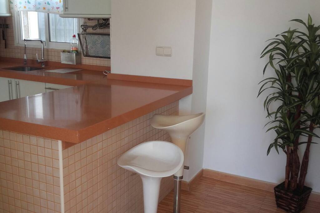 Barra americana, cocina