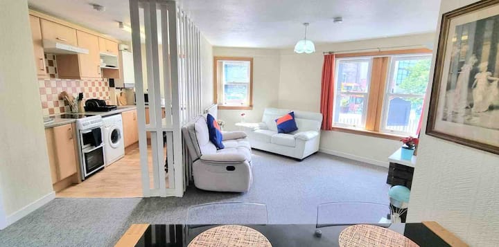 Lovely 3 Bedroom Spacious Apartment In Grassmarket - Edimburgo