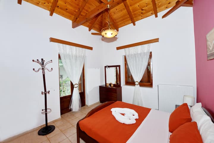 Dhomë gjumi 1