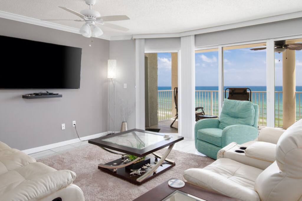 The large, flatscreen TV is perfect for family movie night or watching your favorite game!
