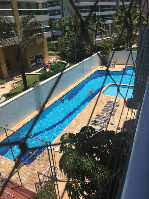 Piscina climatizada do condomínio