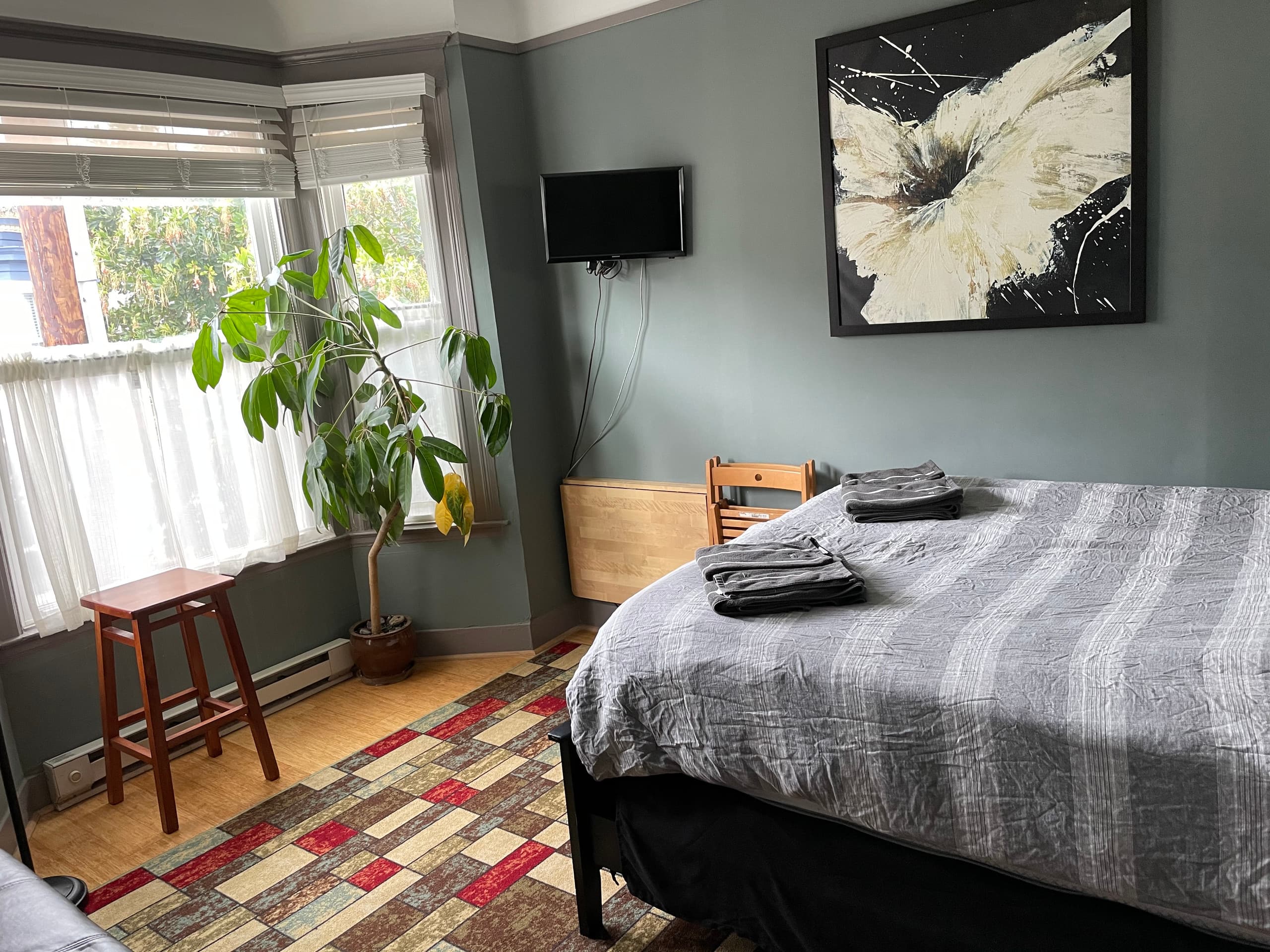 Condo in San Francisco · ★4.93 · 3 bedrooms · 4 beds · 2 baths - Image 30