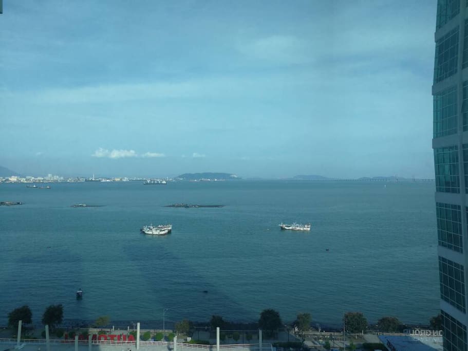 Facing Penang Bridge