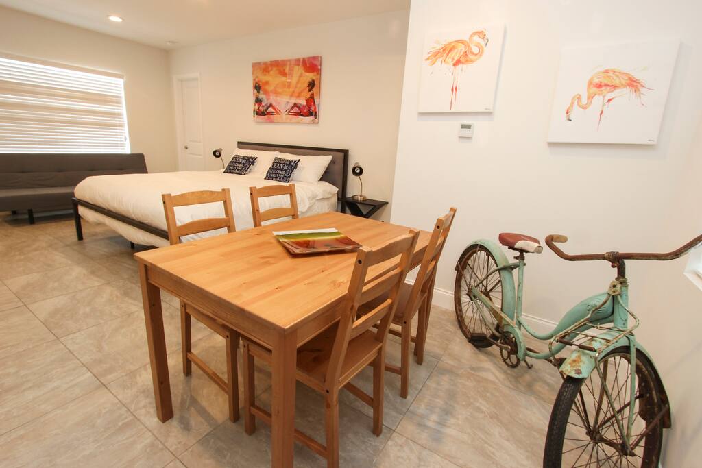 Dining room table to enjoy your meals