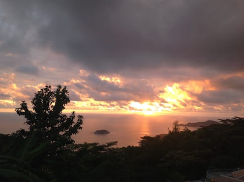 Villa Mille Soleils with spectacular ocean view