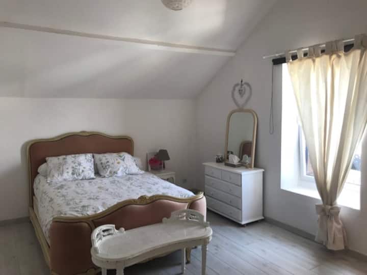 Chambre Duchesse Anne Le relais du Pont Pinel Houses for Rent in