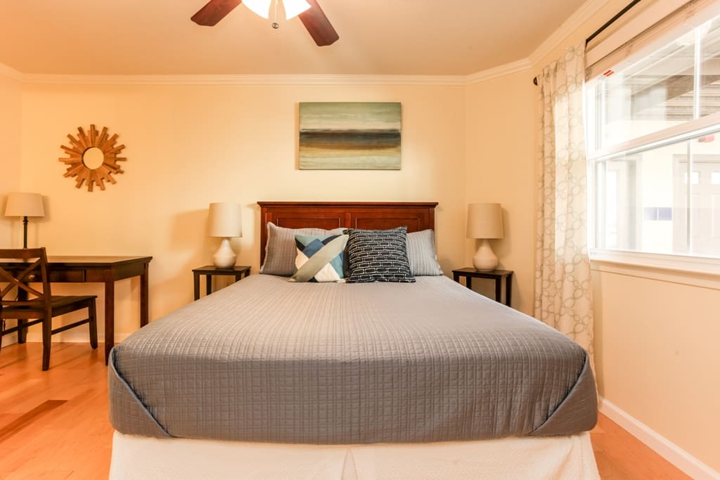 Same quality bedding in the second bedroom.