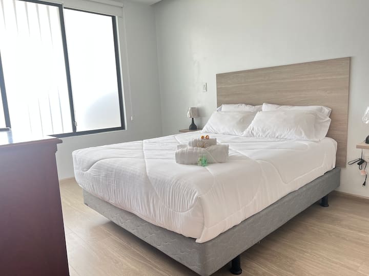 Apt.independiente/moderno/3 min from downtown/Parking Condominiums