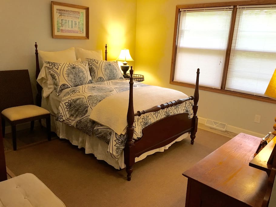 full bedroom